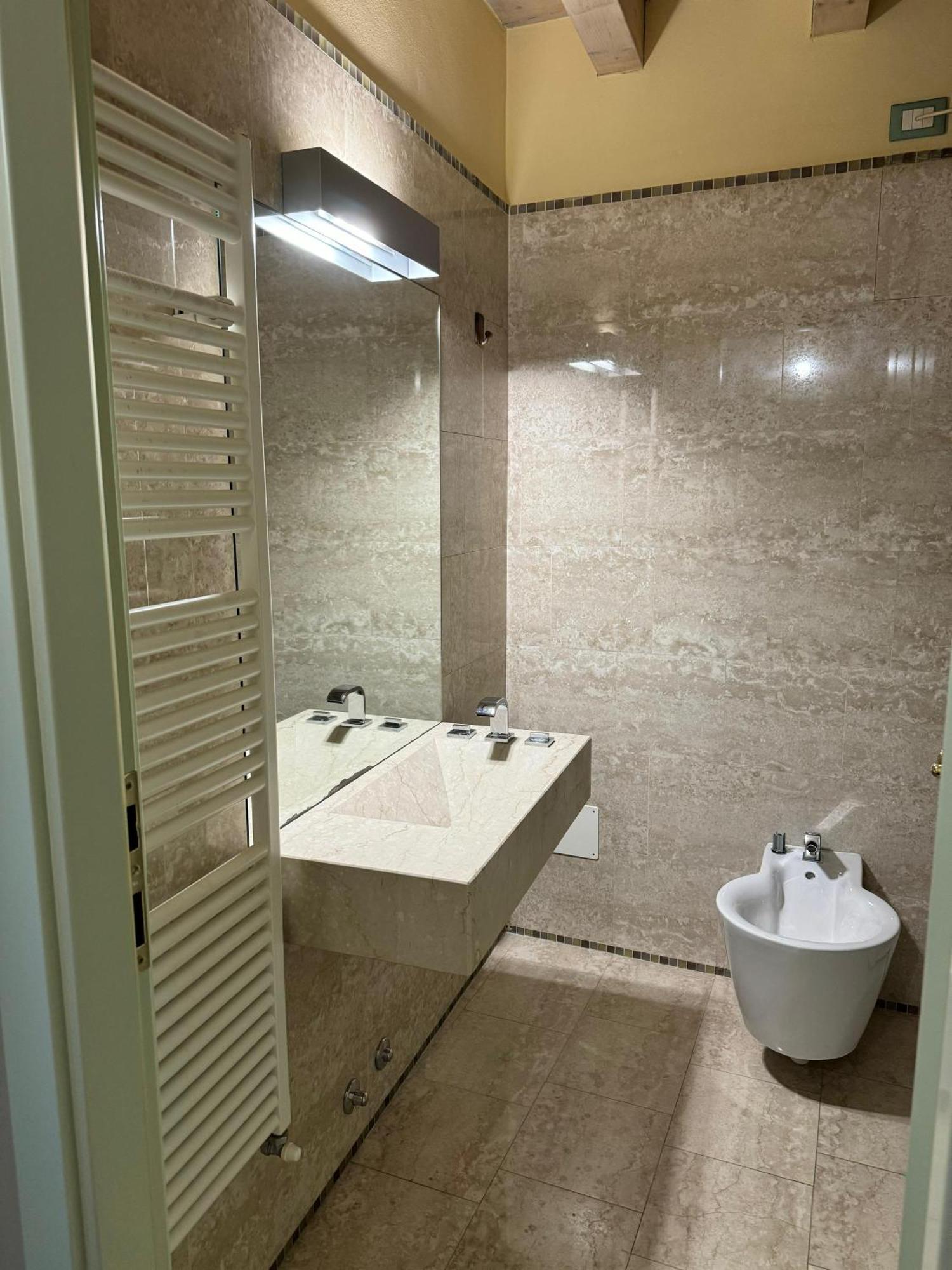 Splendid Apartment ديسينسانو ديل غاردا المظهر الخارجي الصورة